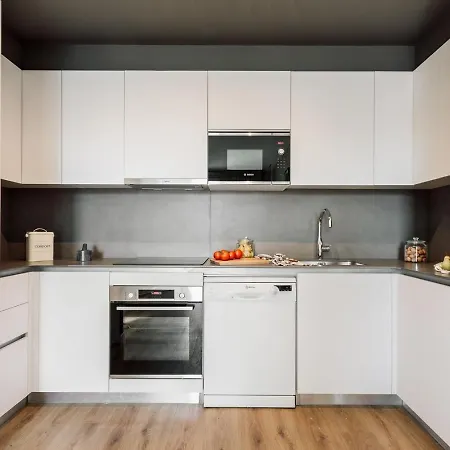Roc - 2 Bedrooms In Poblenou Apartment *