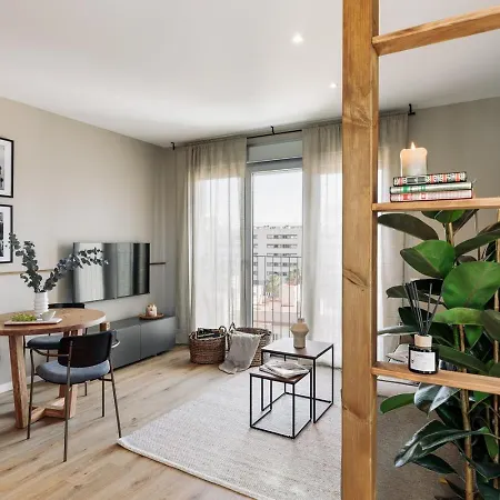Apartment Roc - 2 Bedrooms In Poblenou *